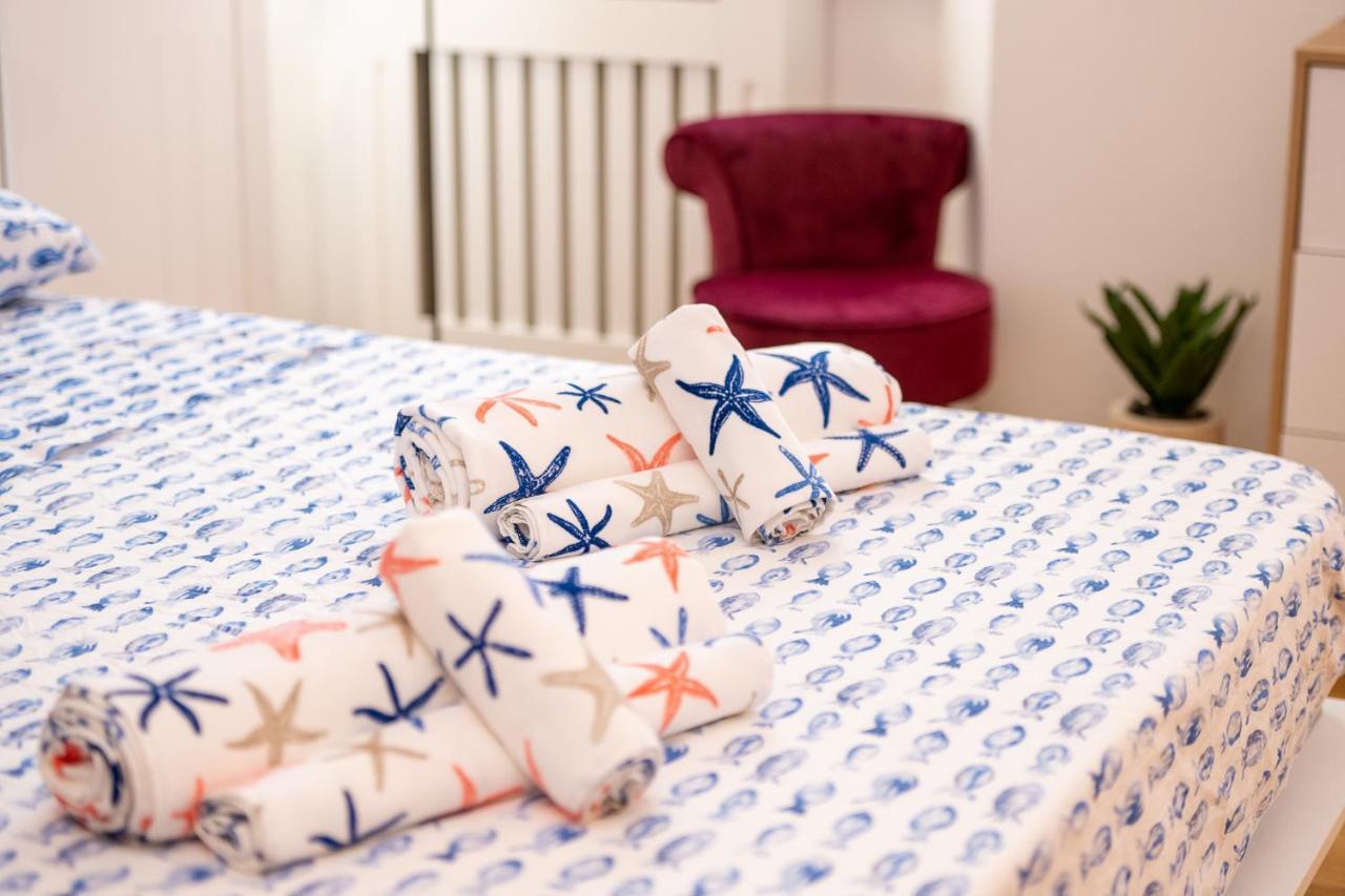 Portatorre Suite, A Charming Apartment In The Heart Of Como, Free Private Parking, Air Conditioning & More! المظهر الخارجي الصورة
