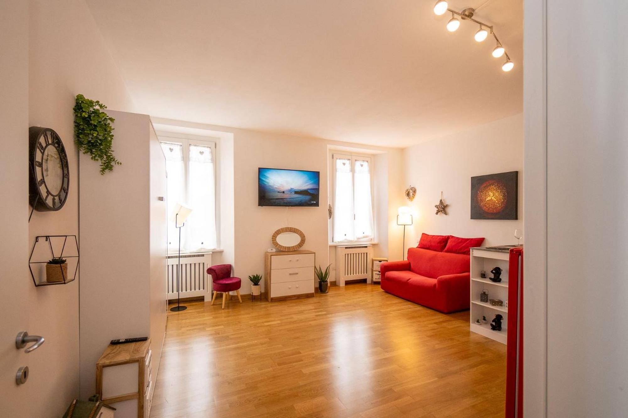 Portatorre Suite, A Charming Apartment In The Heart Of Como, Free Private Parking, Air Conditioning & More! المظهر الخارجي الصورة