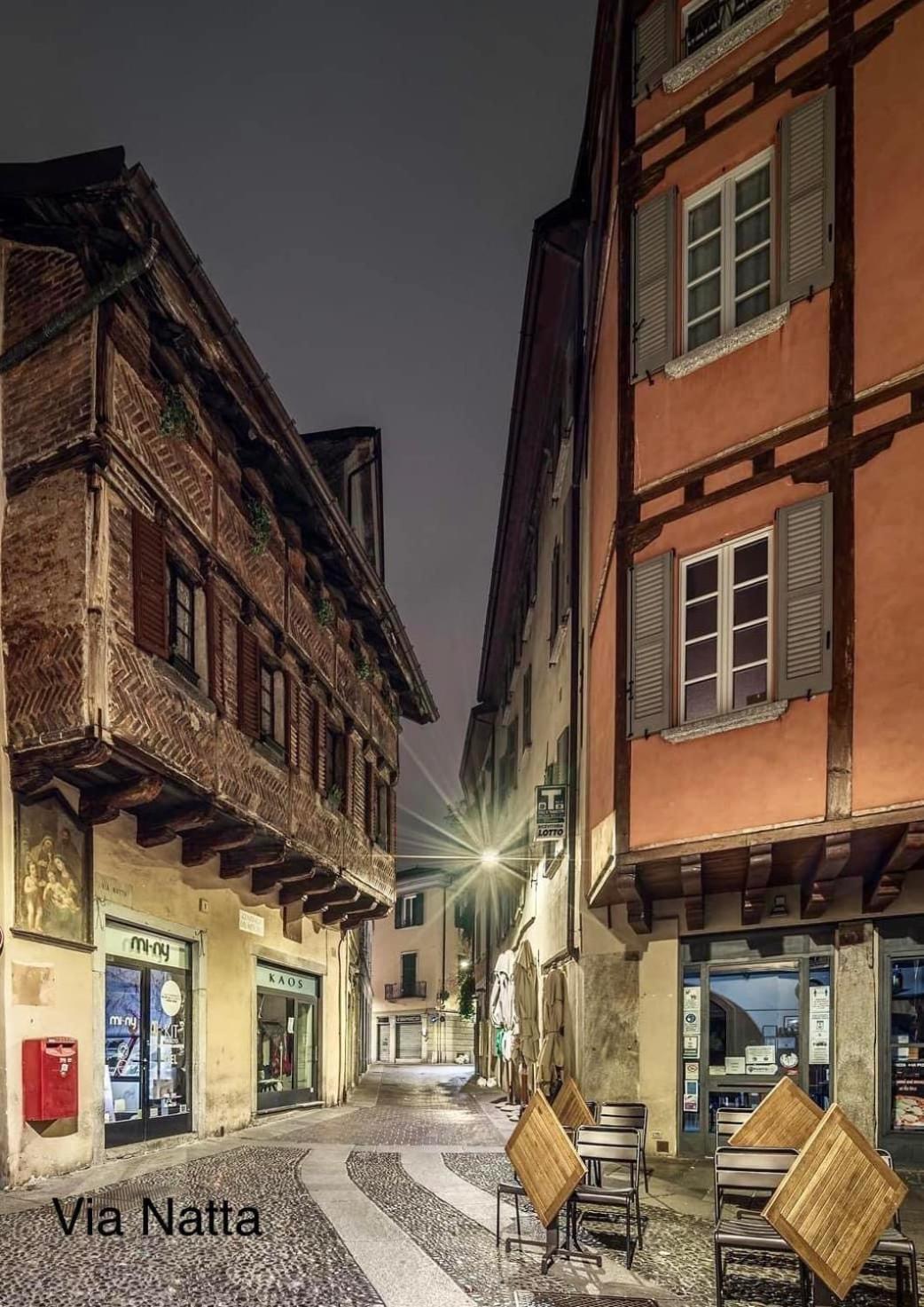 Portatorre Suite, A Charming Apartment In The Heart Of Como, Free Private Parking, Air Conditioning & More! المظهر الخارجي الصورة