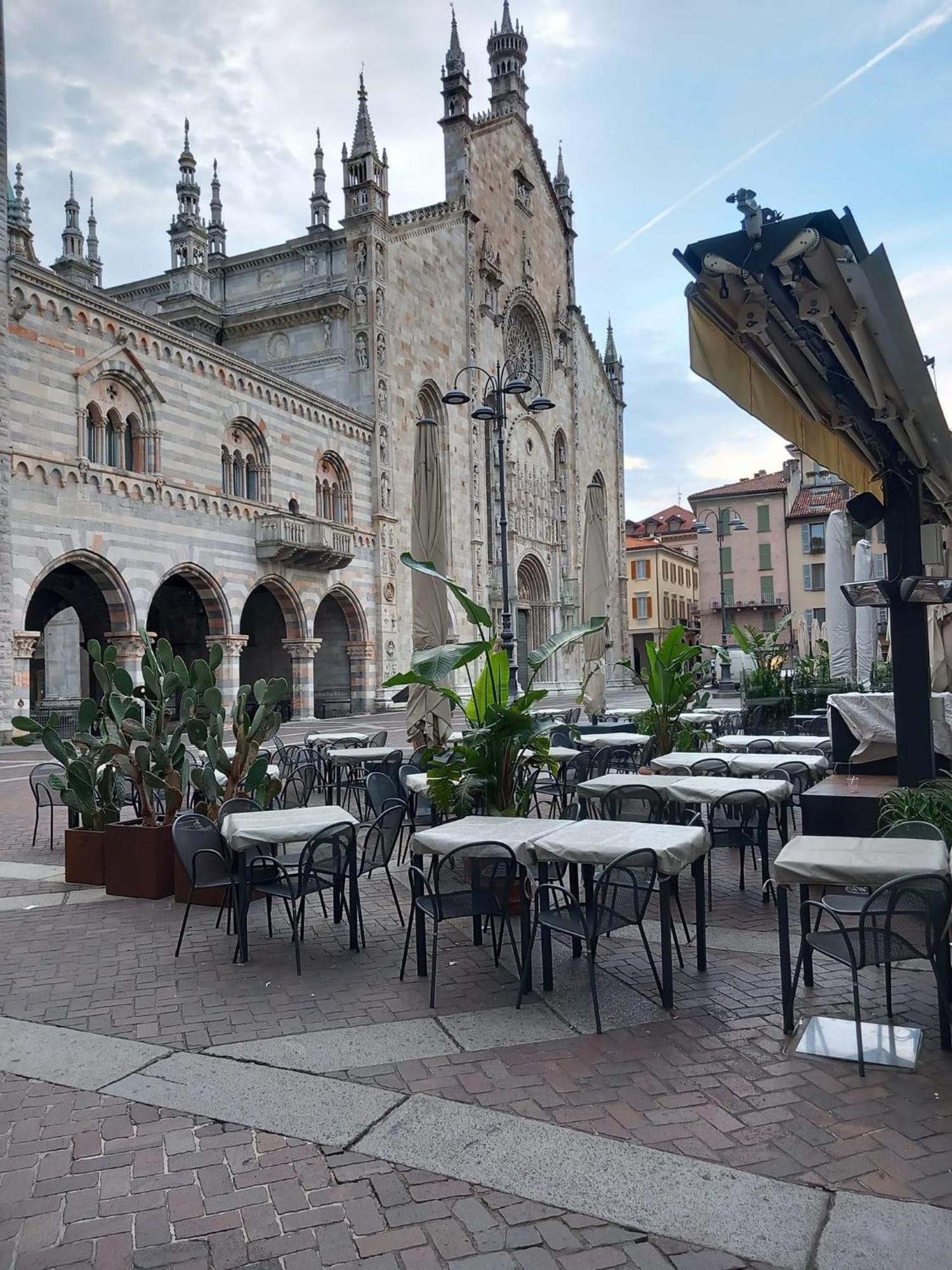 Portatorre Suite, A Charming Apartment In The Heart Of Como, Free Private Parking, Air Conditioning & More! المظهر الخارجي الصورة