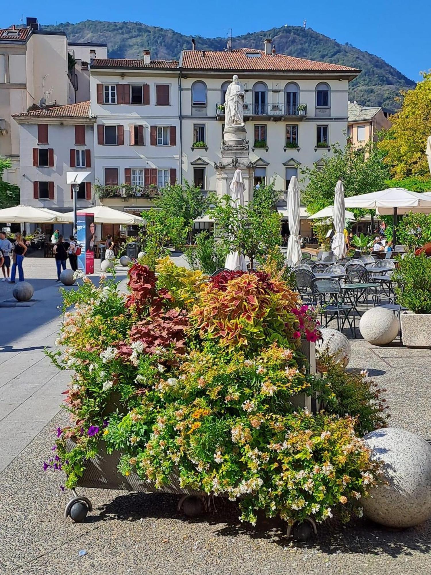 Portatorre Suite, A Charming Apartment In The Heart Of Como, Free Private Parking, Air Conditioning & More! المظهر الخارجي الصورة