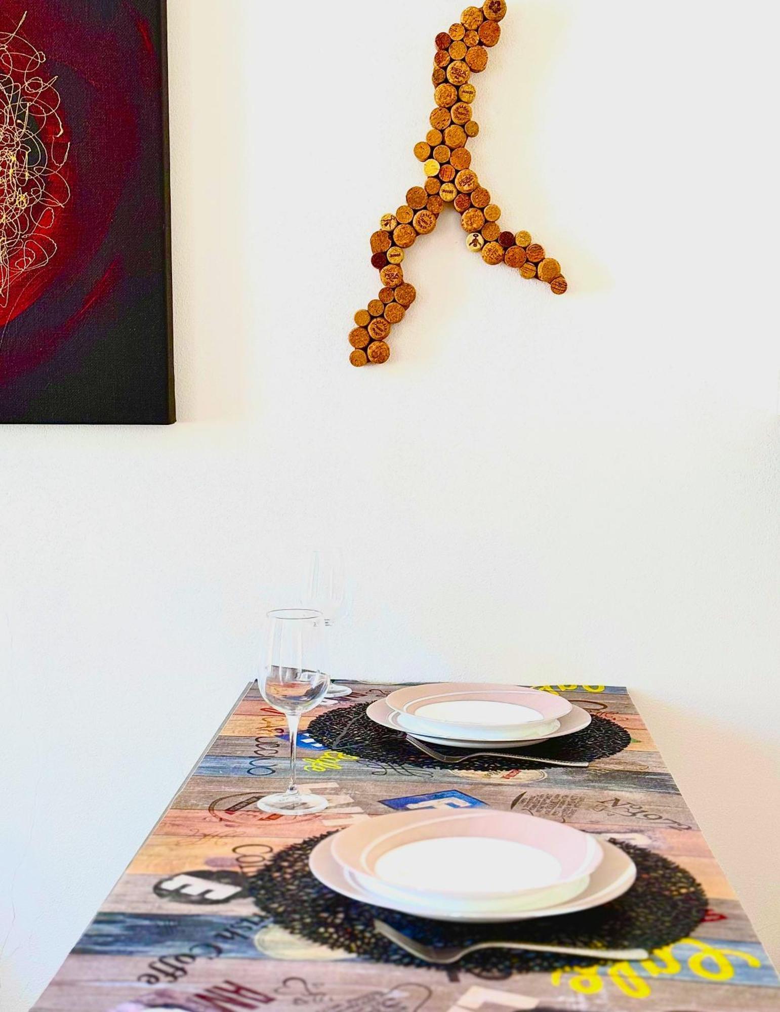 Portatorre Suite, A Charming Apartment In The Heart Of Como, Free Private Parking, Air Conditioning & More! المظهر الخارجي الصورة