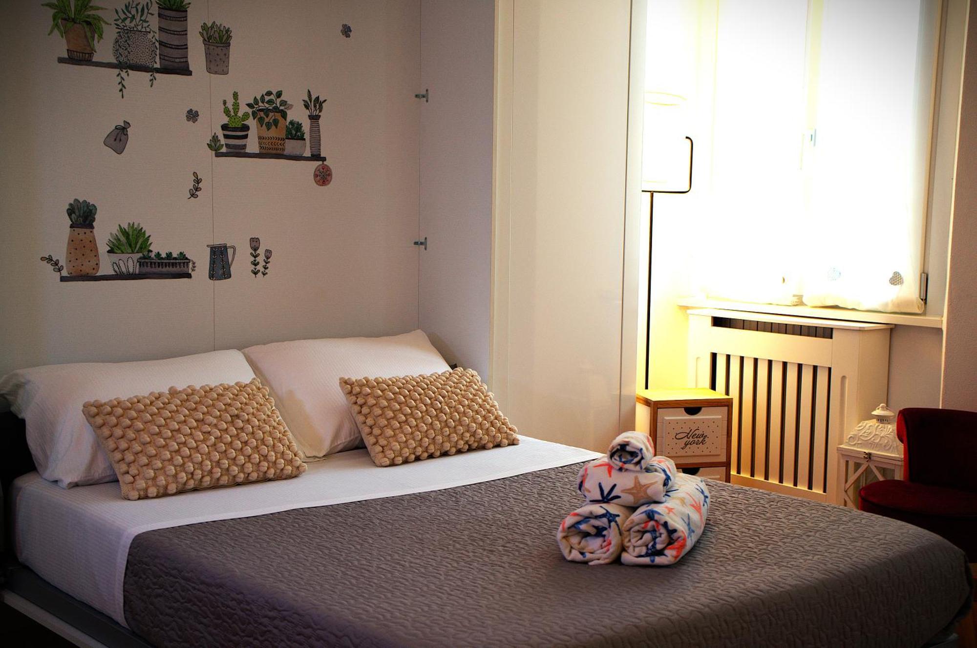 Portatorre Suite, A Charming Apartment In The Heart Of Como, Free Private Parking, Air Conditioning & More! المظهر الخارجي الصورة